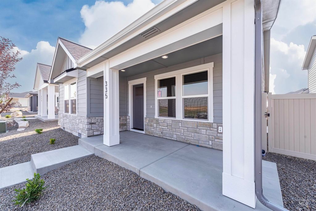 335 E. Chevy Dr., Boise, ID 83716 photo 3