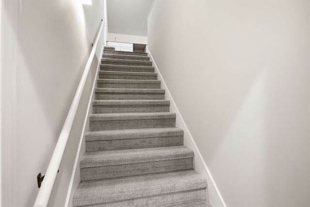 112 Grayson Ln, White House, TN 37188