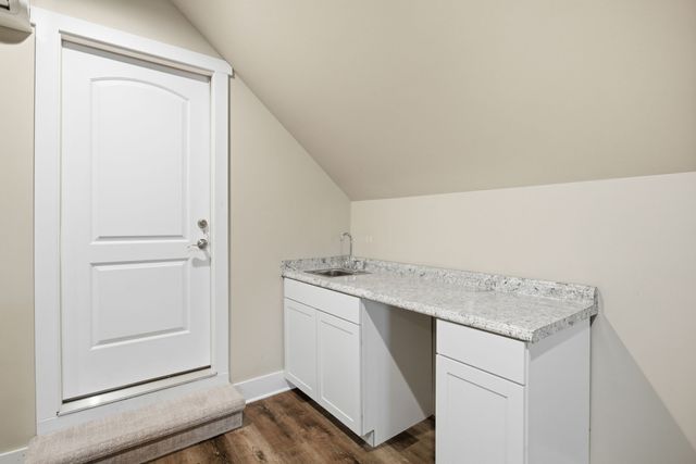 112 Grayson Ln, White House, TN 37188