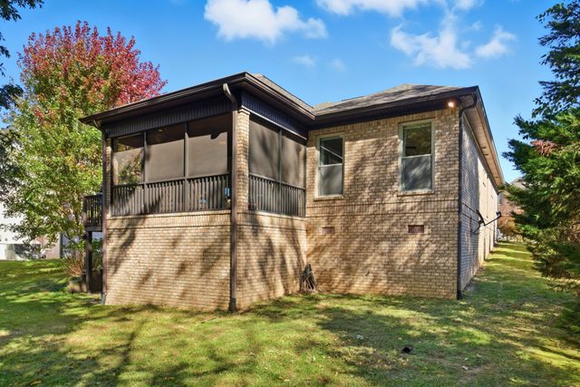 112 Grayson Ln, White House, TN 37188