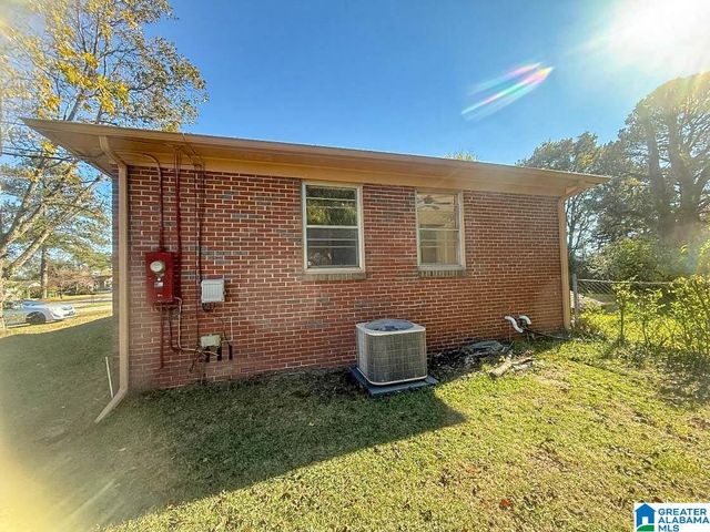317 SUNHILL ROAD NW, Center Point, AL 35215