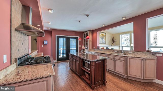 5605 VENTNOR AVE, Ventnor City, NJ 08406