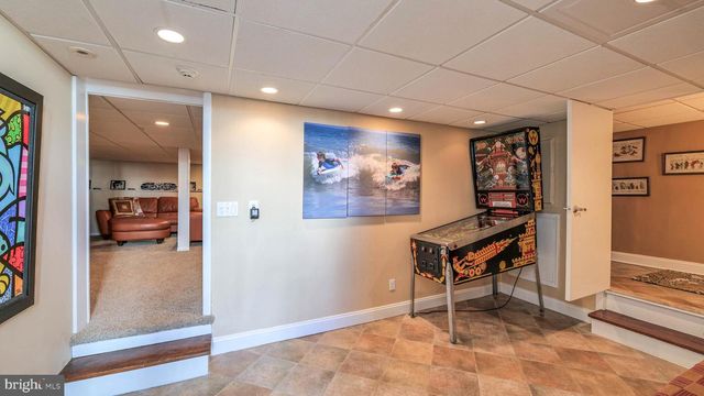 5605 VENTNOR AVE, Ventnor City, NJ 08406