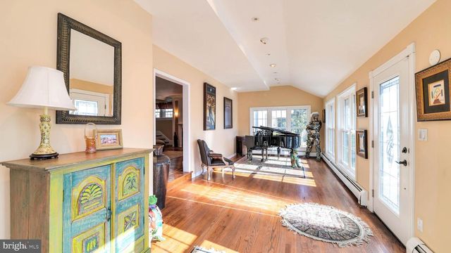 5605 VENTNOR AVE, Ventnor City, NJ 08406