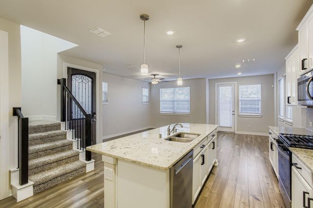 9948 Storehouse Drive, Houston, TX 77080