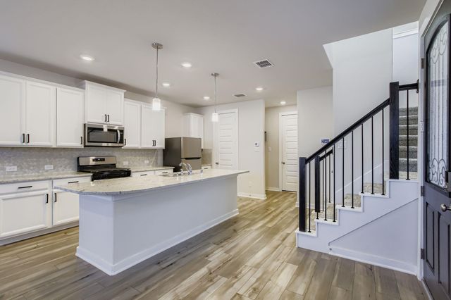 9948 Storehouse Drive, Houston, TX 77080