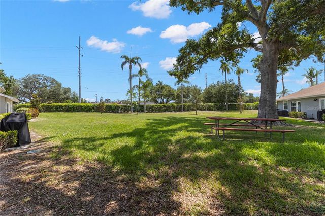 1465 OAK HILL DRIVE 104, Dunedin, FL 34698
