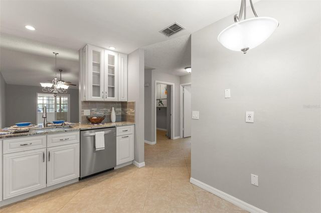 1465 OAK HILL DRIVE 104, Dunedin, FL 34698