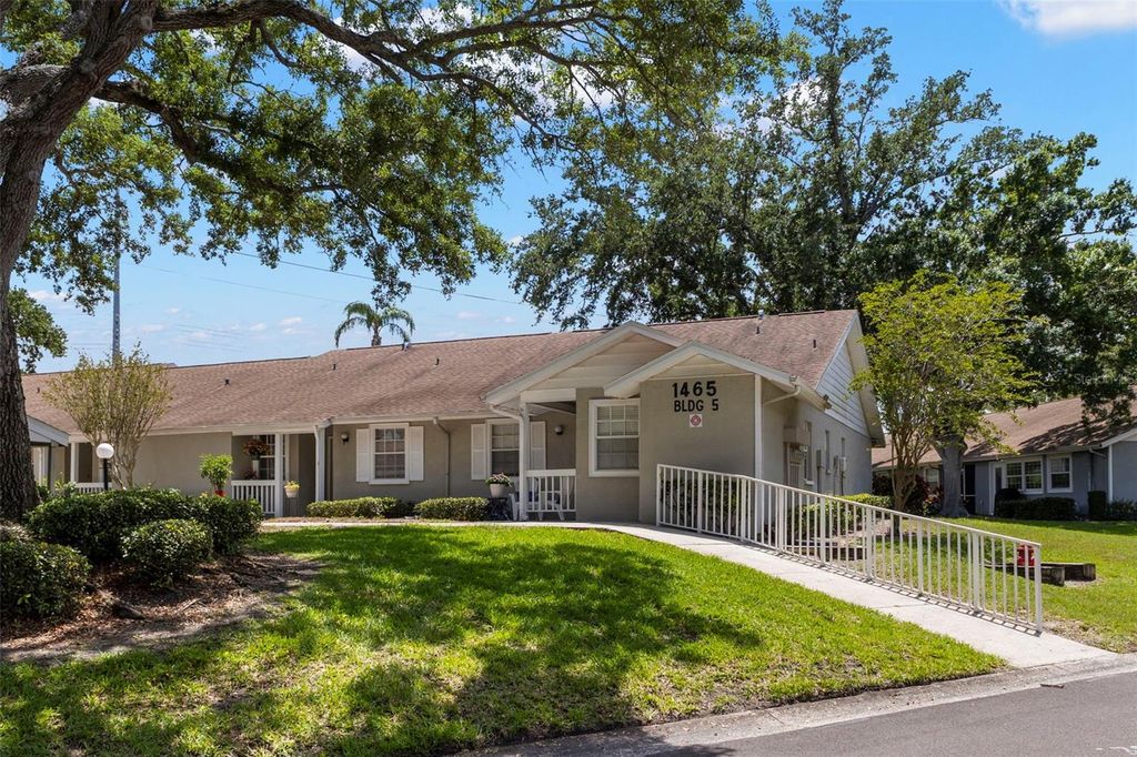 1465 OAK HILL DRIVE 104, Dunedin, FL 34698