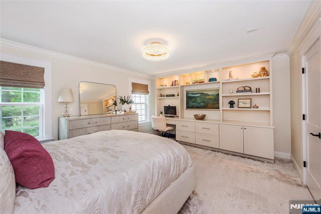 867 Alexandria Court, Ramsey, NJ 07446
