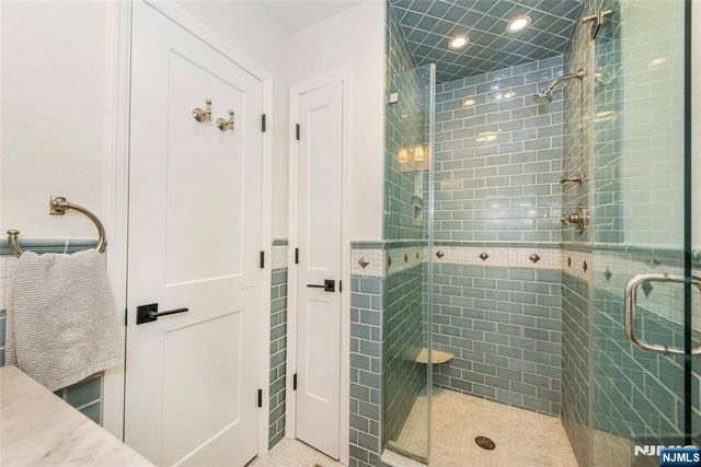 867 Alexandria Court, Ramsey, NJ 07446