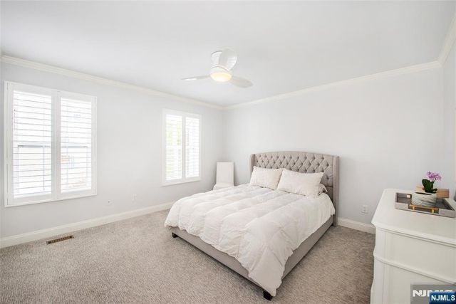 867 Alexandria Court, Ramsey, NJ 07446