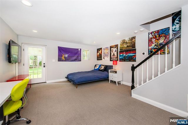 867 Alexandria Court, Ramsey, NJ 07446