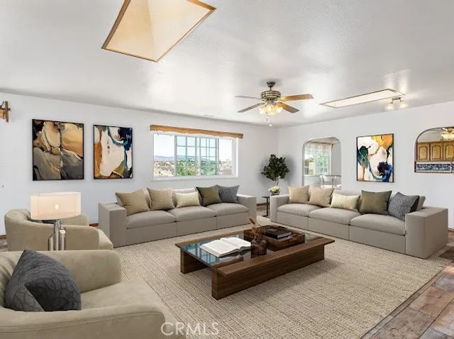 7045 Oak Hill Road, Oak Hills, CA 92344