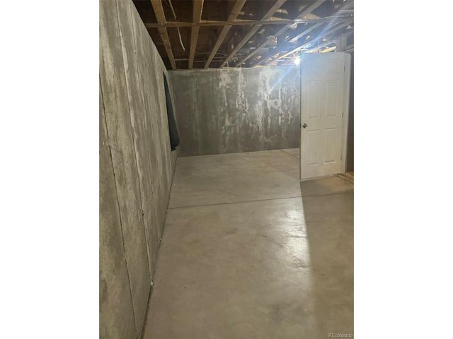 807 5th St, Pierce, CO 80650