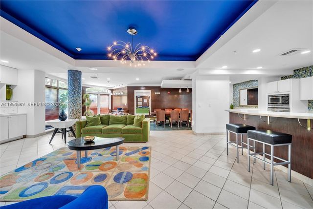 6001 SW 70th St 130, South Miami, FL 33143