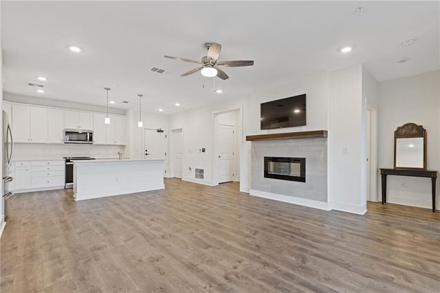 3211 Orwell Way 4404, Cumming, GA 30041