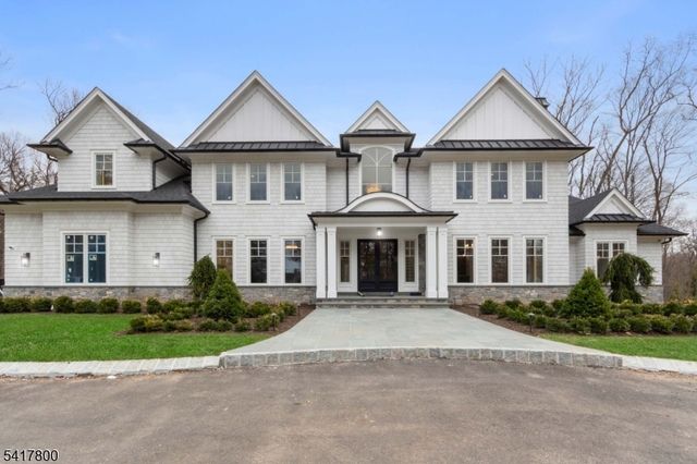 104 Chestnut Ridge Rd, Saddle River Boro, NJ 07458