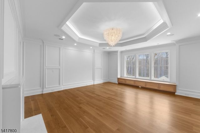 104 Chestnut Ridge Rd, Saddle River Boro, NJ 07458