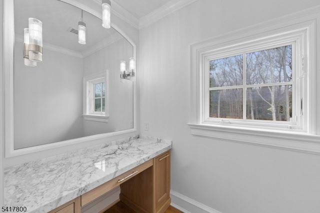 104 Chestnut Ridge Rd, Saddle River Boro, NJ 07458