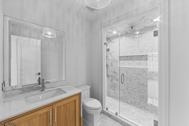 104 Chestnut Ridge Rd, Saddle River Boro, NJ 07458