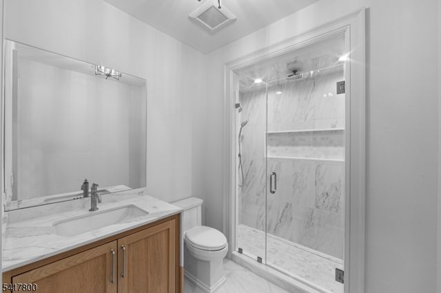 104 Chestnut Ridge Rd, Saddle River Boro, NJ 07458