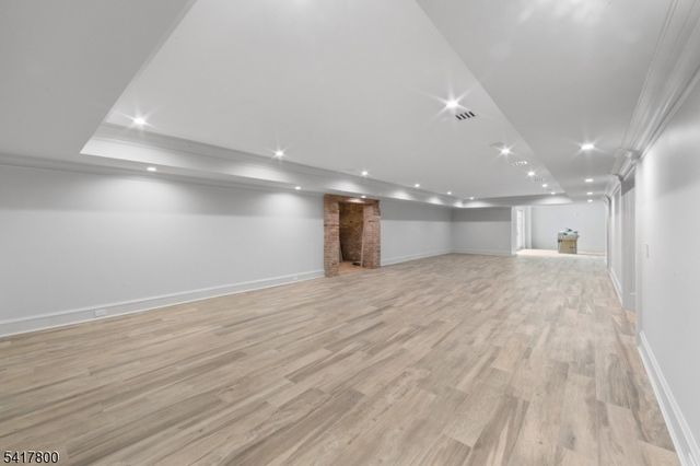 104 Chestnut Ridge Rd, Saddle River Boro, NJ 07458