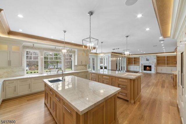 104 Chestnut Ridge Rd, Saddle River Boro, NJ 07458
