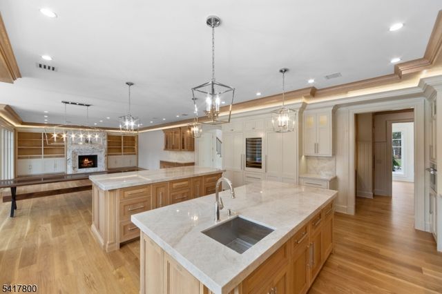 104 Chestnut Ridge Rd, Saddle River Boro, NJ 07458