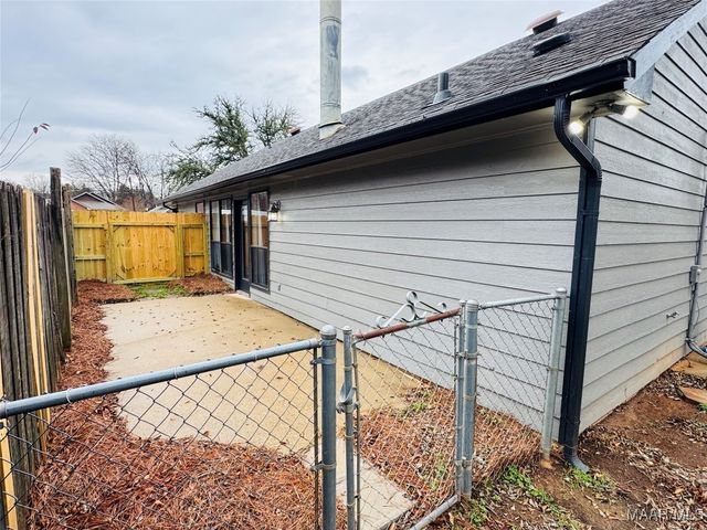 6008 Woodrun Court, Montgomery, AL 36117