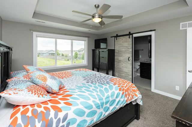 535 NE Bowman Drive, Waukee, IA 50263