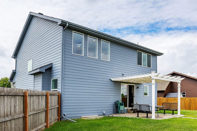 535 NE Bowman Drive, Waukee, IA 50263