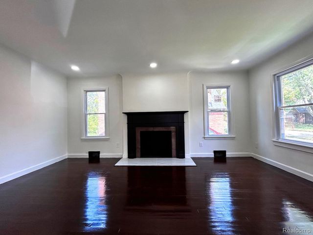 10029 Balfour Road, Detroit, MI 48224