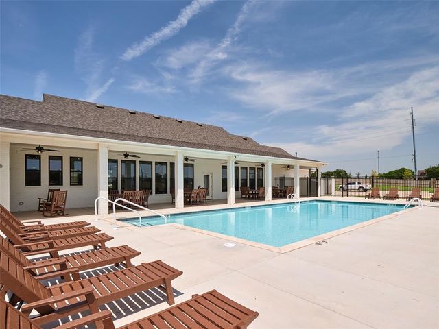 16209 Blackberry Farm Road, Oklahoma City, OK 73013