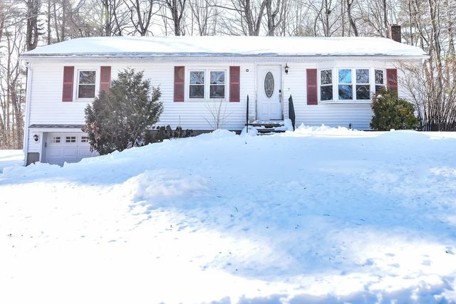7 Birch Lane, Atkinson, NH 03811