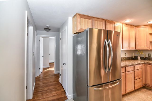 7 Birch Lane, Atkinson, NH 03811