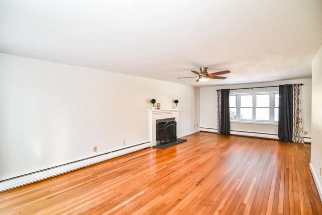 7 Birch Lane, Atkinson, NH 03811