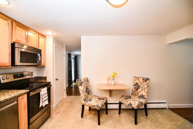 7 Birch Lane, Atkinson, NH 03811