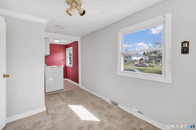 105 Washington Parkway, Stratford, CT 06615