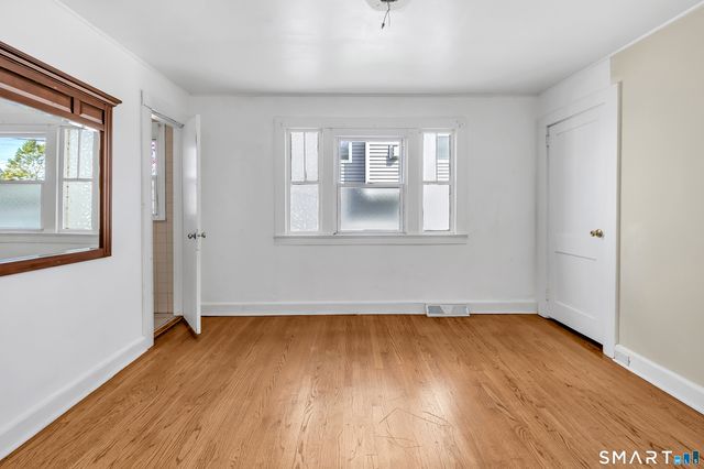 105 Washington Parkway, Stratford, CT 06615