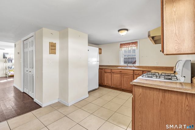 105 Washington Parkway, Stratford, CT 06615