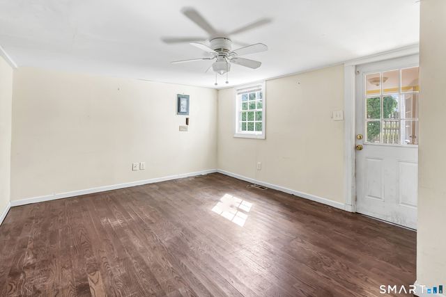 105 Washington Parkway, Stratford, CT 06615