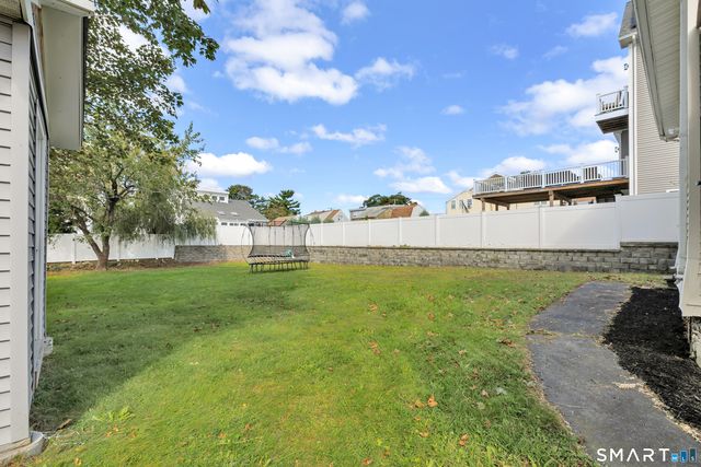 105 Washington Parkway, Stratford, CT 06615