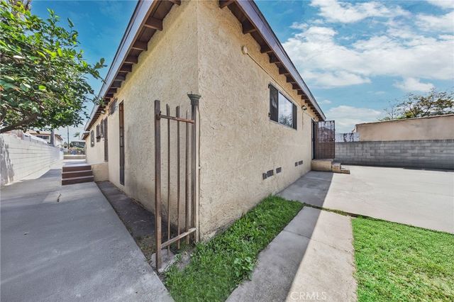 915 E 41st, Los Angeles, CA 90011
