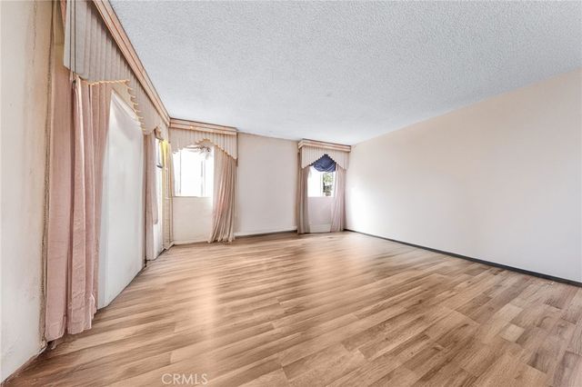 915 E 41st, Los Angeles, CA 90011