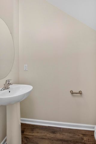1023 Glen Marcus Dr, La Vergne, TN 37086