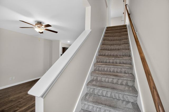 1023 Glen Marcus Dr, La Vergne, TN 37086