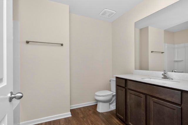 1023 Glen Marcus Dr, La Vergne, TN 37086