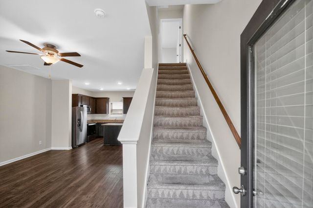 1023 Glen Marcus Dr, La Vergne, TN 37086