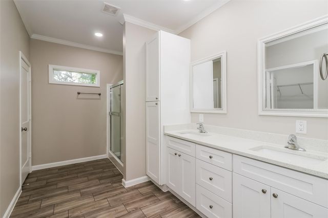 774 Dillard Street, Houston, TX 77091